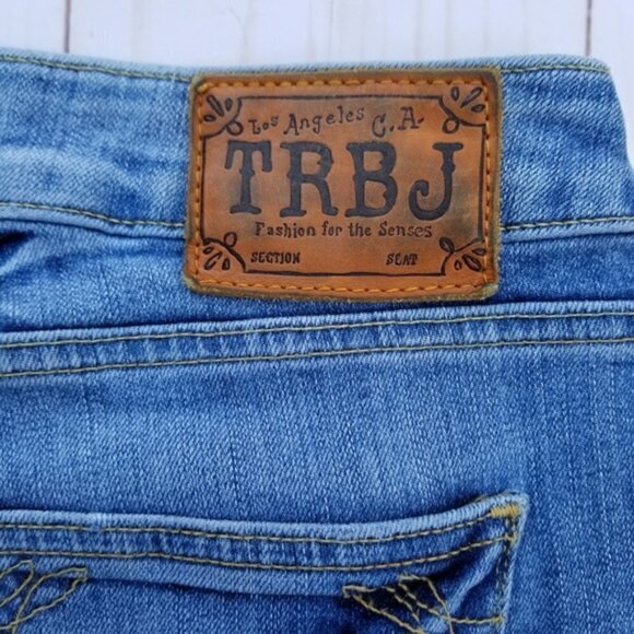 True Religion bootcut faded jeans (26) - Picture 5 of 7